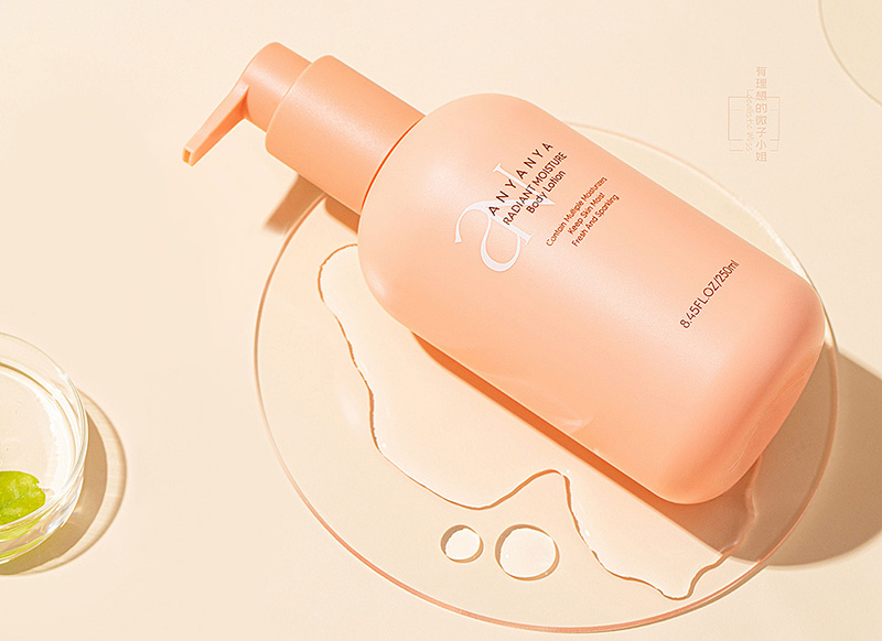 Dior“羽衣霓裳”杠上花西子，國際大牌也想做“中國風(fēng)”